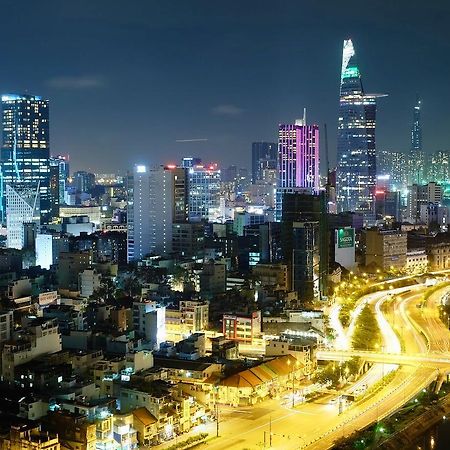 Spacious Saigon - Infinity Pool Signature โฮจิมินห์ซิตี้ ภายนอก รูปภาพ