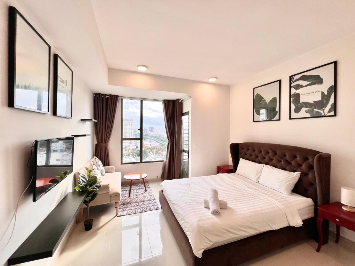 Spacious Saigon - Infinity Pool Signature โฮจิมินห์ซิตี้ ภายนอก รูปภาพ