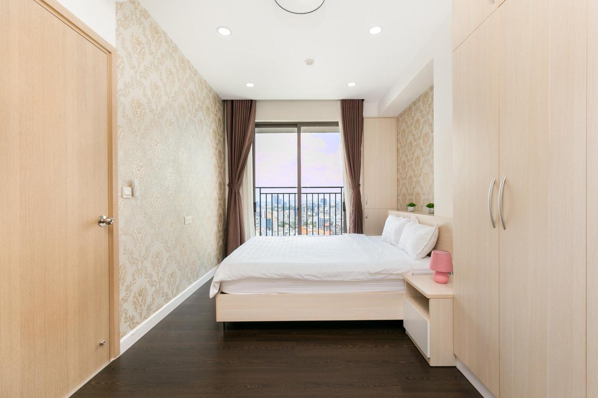 Spacious Saigon - Infinity Pool Signature โฮจิมินห์ซิตี้ ภายนอก รูปภาพ