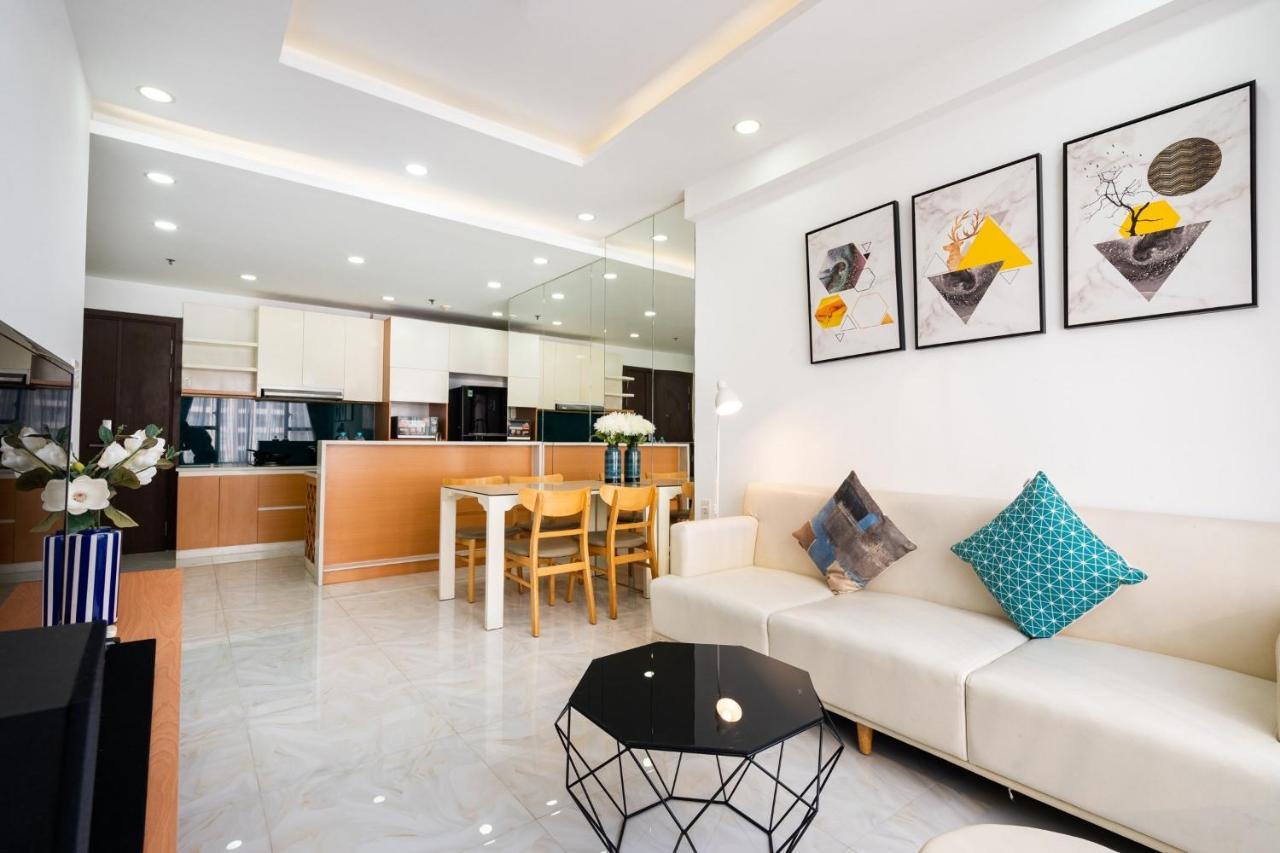 Spacious Saigon - Infinity Pool Signature โฮจิมินห์ซิตี้ ภายนอก รูปภาพ